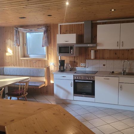Appartement Poelzl Oeblarn Region Schladming Dachstein Oblarn Eksteriør billede
