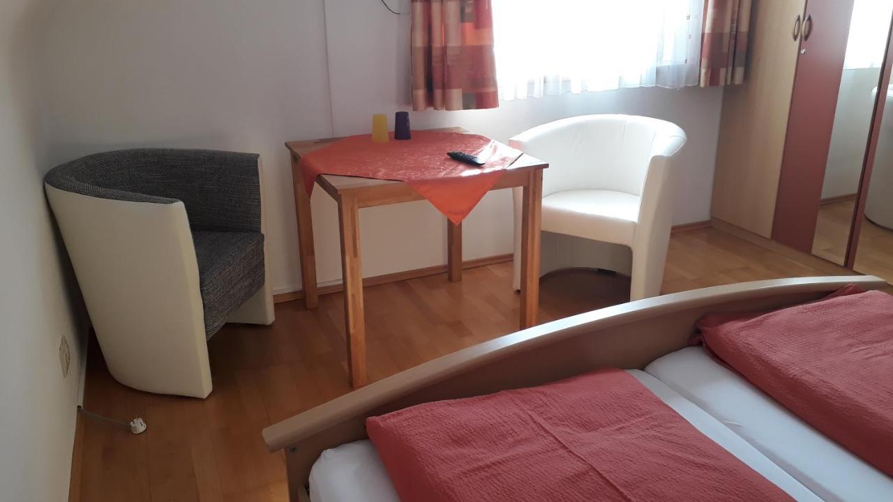 Appartement Poelzl Oeblarn Region Schladming Dachstein Oblarn Eksteriør billede