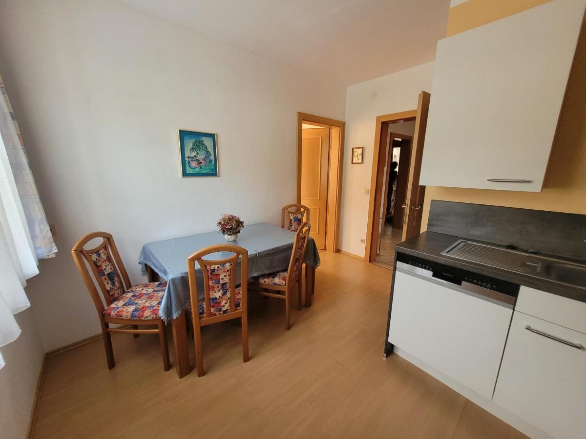Appartement Poelzl Oeblarn Region Schladming Dachstein Oblarn Eksteriør billede